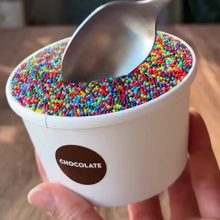 Viral Dot Cake Station